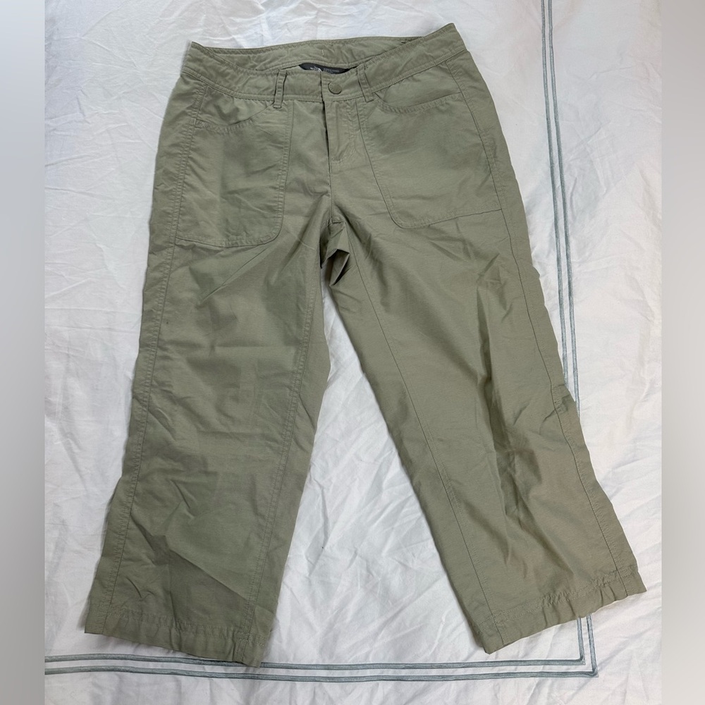 The North Face Crop Pants in Size 4